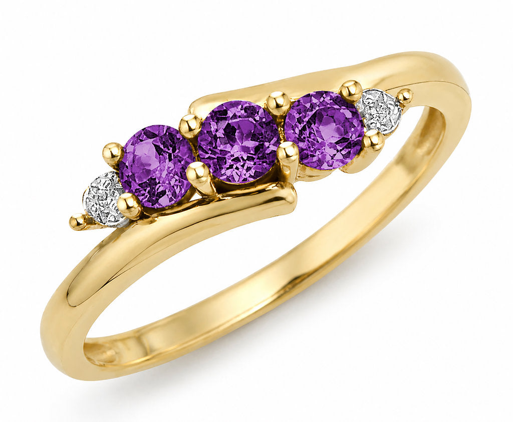 9CT GOLD AMETHYST + DIAMOND RING