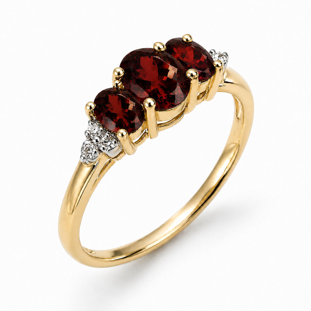 9CT GOLD GARNET + DIAMOND RING